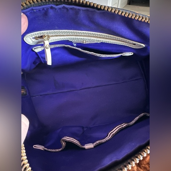 Henri Bendel Carlyle Bag- Army Green/Black Pebbled Leather and Gold Studs - Picture 4 of 9